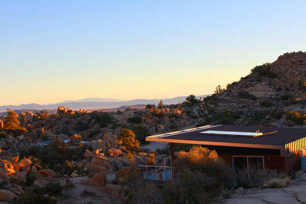 rock reach house; blue sky homes; best place to stay in the desert