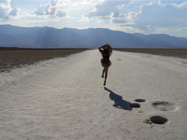 lowest point on earth badwater basin; death valley