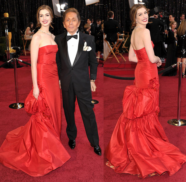 anne hathaway oscars red carpet red valentino dress