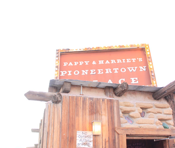 pappy and harriets; pioneer town