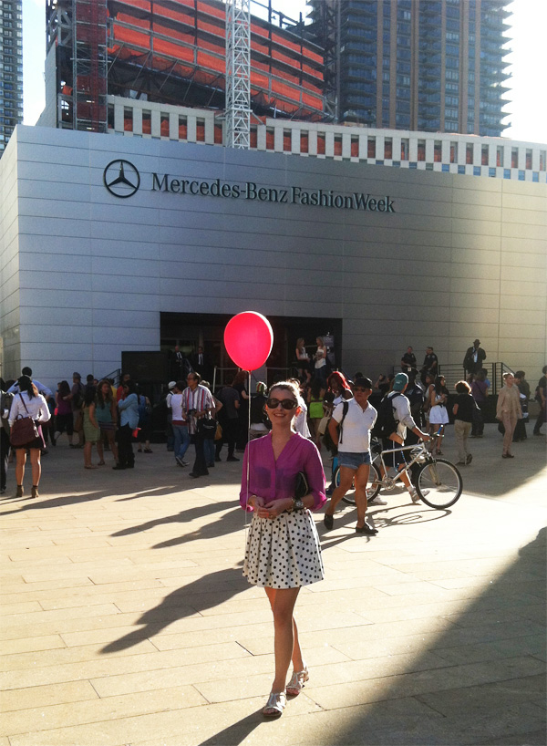 the girl with the red balloon nyfw; polka dots at new york fashion week ss2013