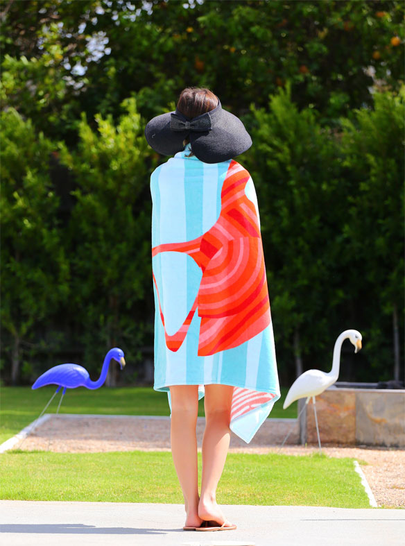 flamingo towel; where to find cute beach towels