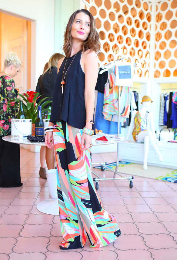 how to wear palazzo pants | kelly golightly in trina turk