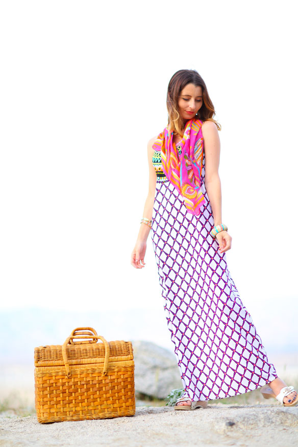 how to wear a printed maxi dress