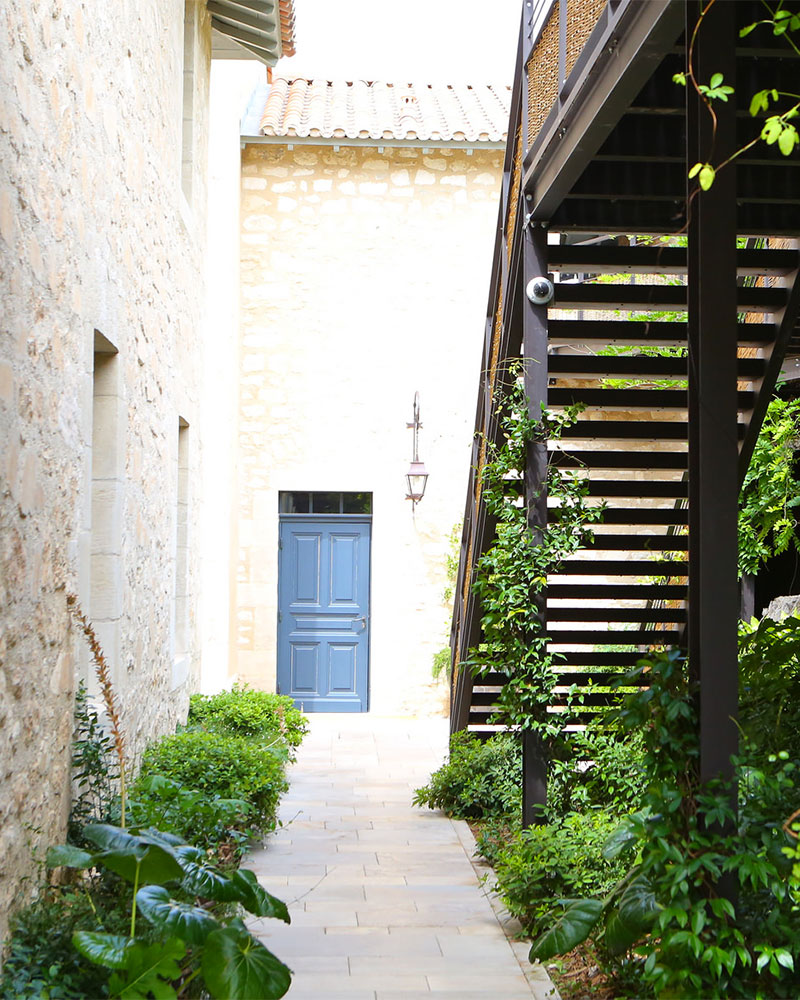 Blue Doors in Provence | KELLY GOLIGHTLY