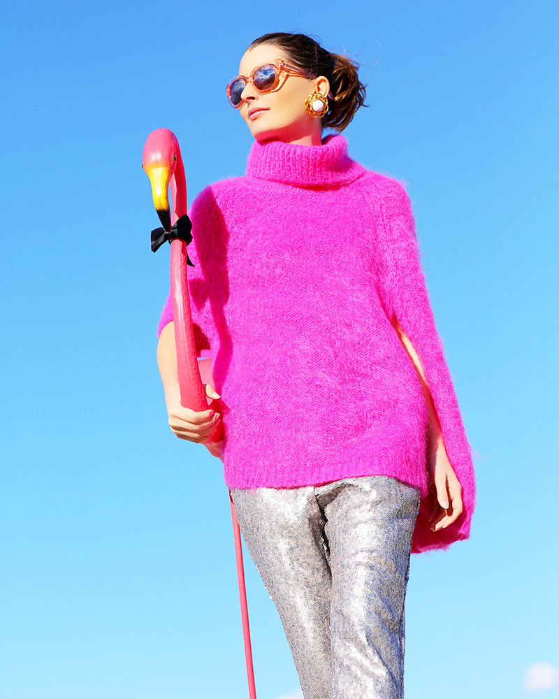 LOVE these pink sunnies! @katespadeny #katespade #sunglasses #cape #flamingo