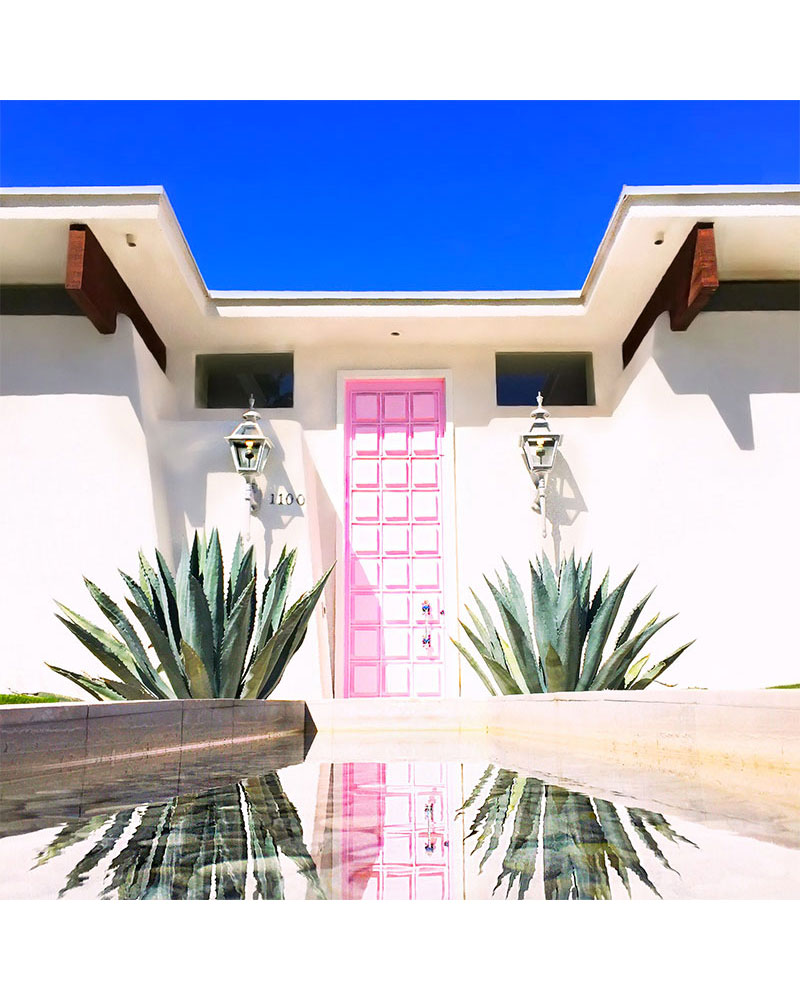 Go Behind THAT PINK DOOR! Click through to see the video behind That Pink Door fine art prints available at www.purephoto.com/kellyandfred | photo by Fred Moser + Kelly Lee #kellygolightly #thatpinkdoor #therealhousesofpalmsprings