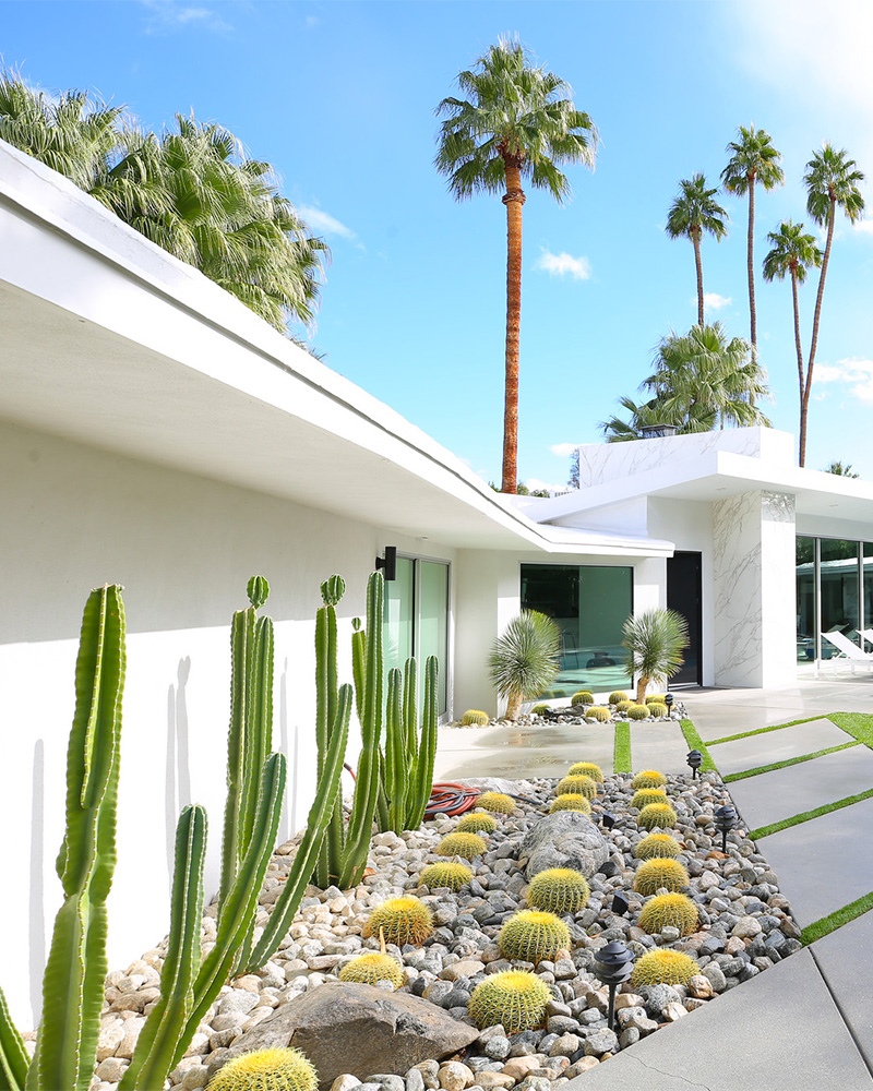 Best Vacation Rentals in Palm Springs #kellygolightly #palmsprings