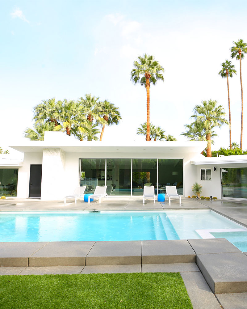 Palm Springs Vacation Rentals: Indoor-Outdoor Living Palm Springs #kellygolightly #palmsprings 