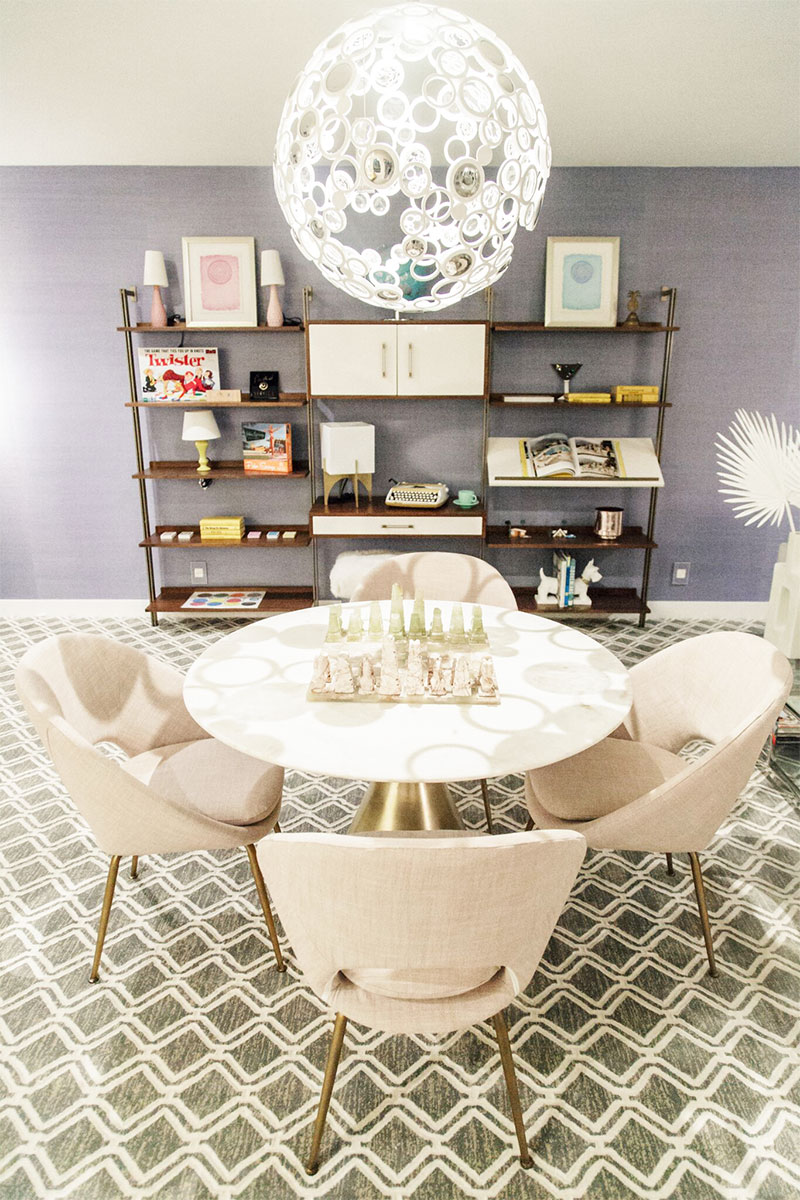 Love these blush chairs + patterned carpet! #palmspringsstyle #palmsprings #interiordesign