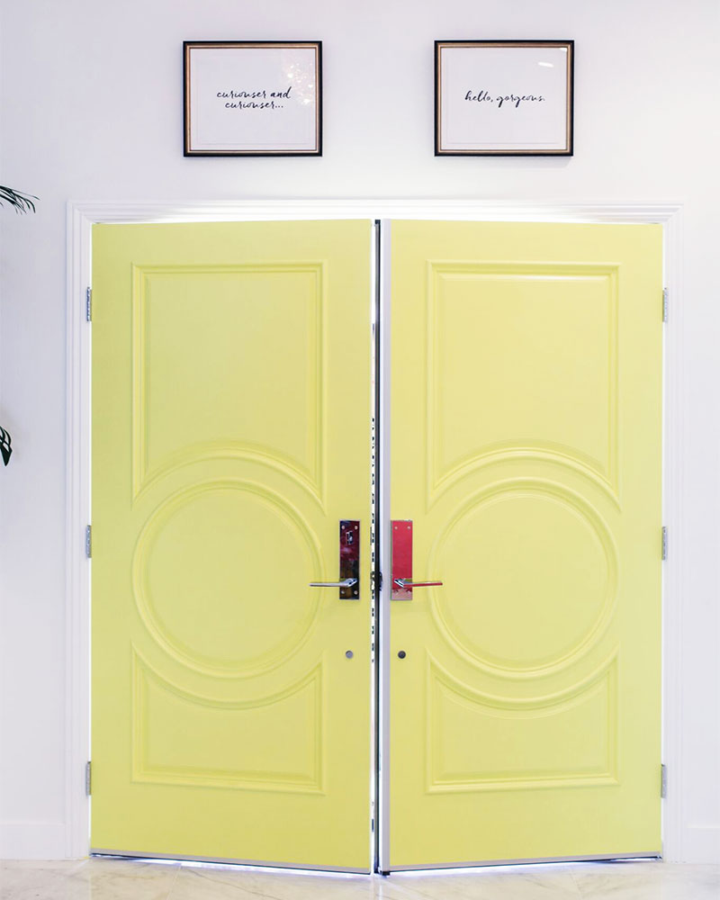 Best Entrways: How To Decorate an Entryway with Kelly Golightly + Kate Spade Home. Love this yellow door!