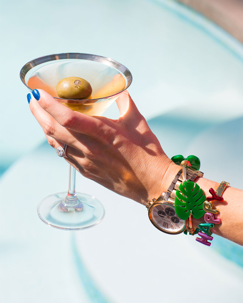 Cheers! #martini #martinis #palmsprings #kellygolightly