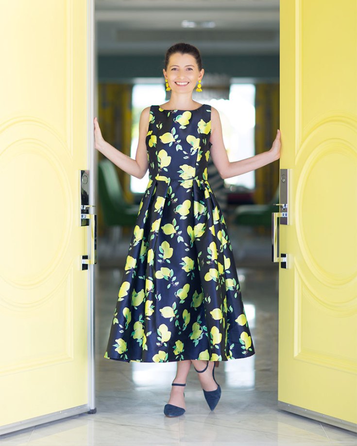 Kelly Golightly opens the doors to her Palm Springs home Villa Golightly! #yellowdoors #palmsprings #villagolightly #kellygolightly #palmspringsstyle