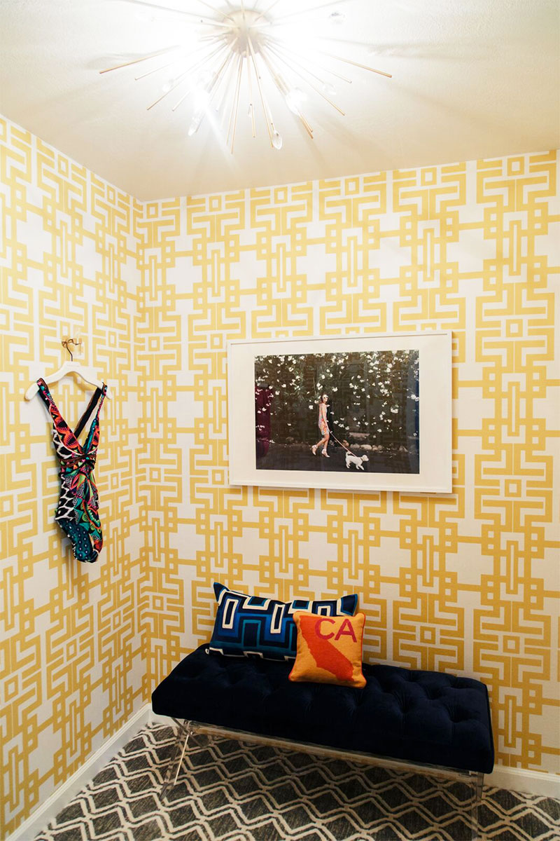 A yellow changing room inspired by Trina Turk's dressing room. #villagolightly