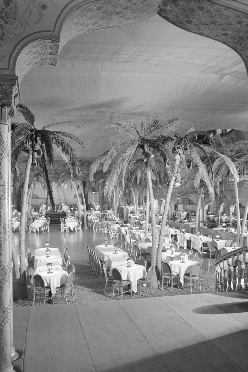 Old Hollywood Glamour: The Ambassador Hotel Cocoanut Grove | Kelly Golightly