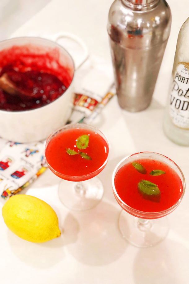 Cranberry Cocktail Recipe The Best Holiday Cocktail! Kelly Golightly