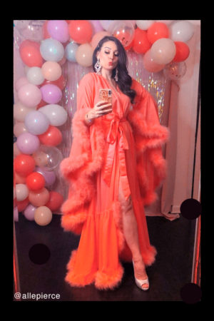 Where To Get a Feather Robe + Prom Around the World Pics!-